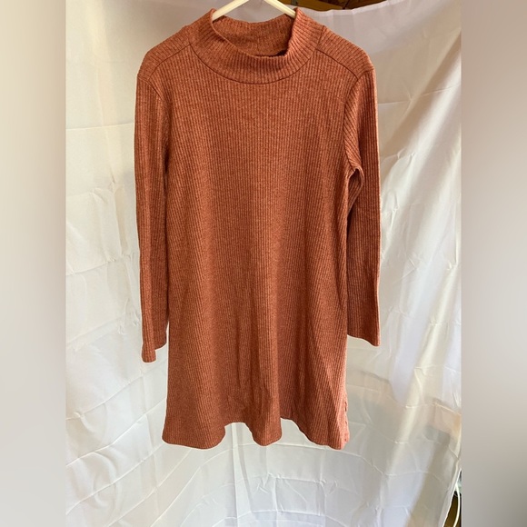 Old Navy Cream Cardigan and Sweater and Red Sweater Dress Cozy Knit Collection - Picture 6 of 16